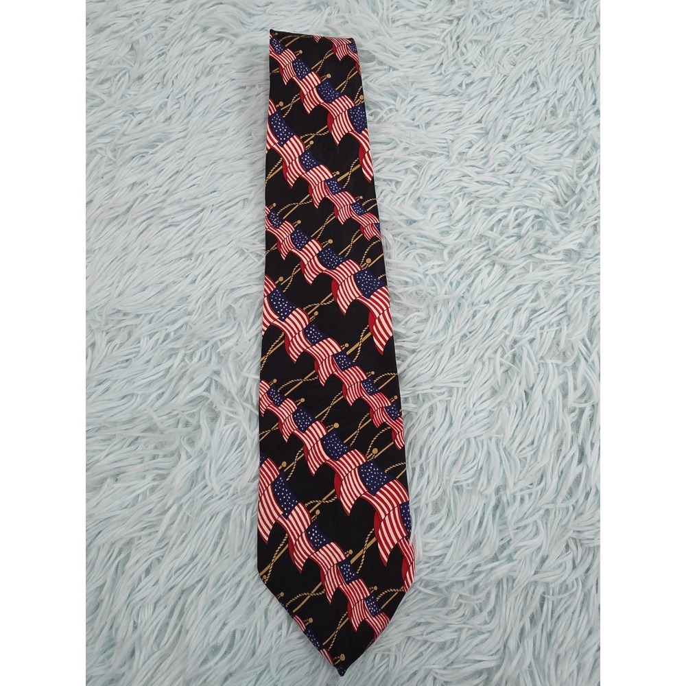 American Traditions Men's Necktie Silk Satin Wavy American Flags Patriotic Tie